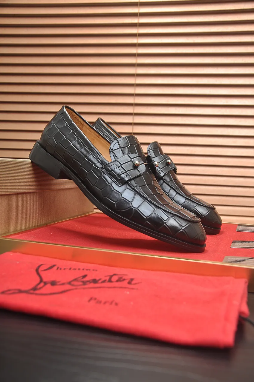Men's shoes 💰620💶 [Chrstian Loubotin] Red-soled shoes 💋Original mold opening, the highest version on the market, purely handmade ➕Imported cowhide uppers, first-layer water-dyed cowhide lining! Original EU high-gloss outsole. 38 to 45 (45 customized)
